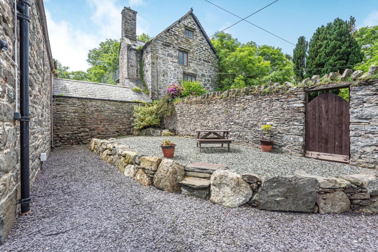 Waedog Bach Villa Llanfor Dış mekan fotoğraf